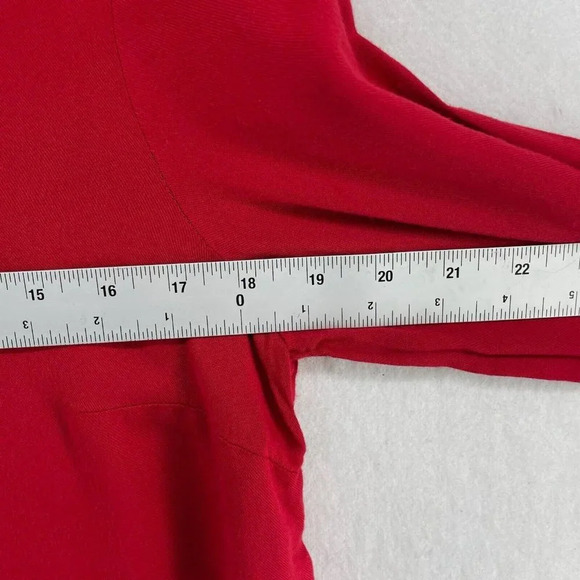 G.H. Bass & Co. Button-Up Shirt Women's Sz S Red Collared High-Low Hem - Picture 3 of 11